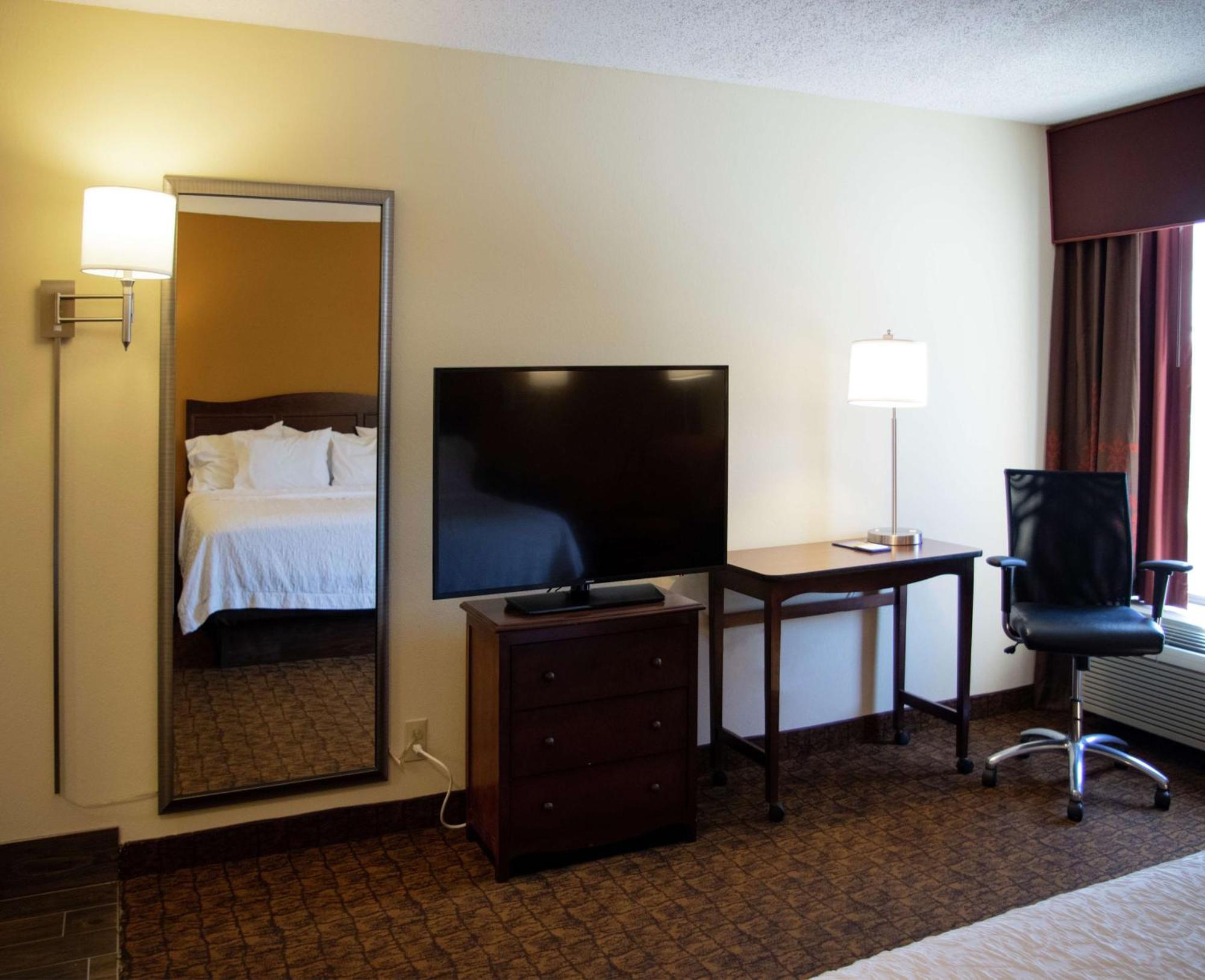 Hampton Inn St. Louis-Честерфілд Екстер'єр фото